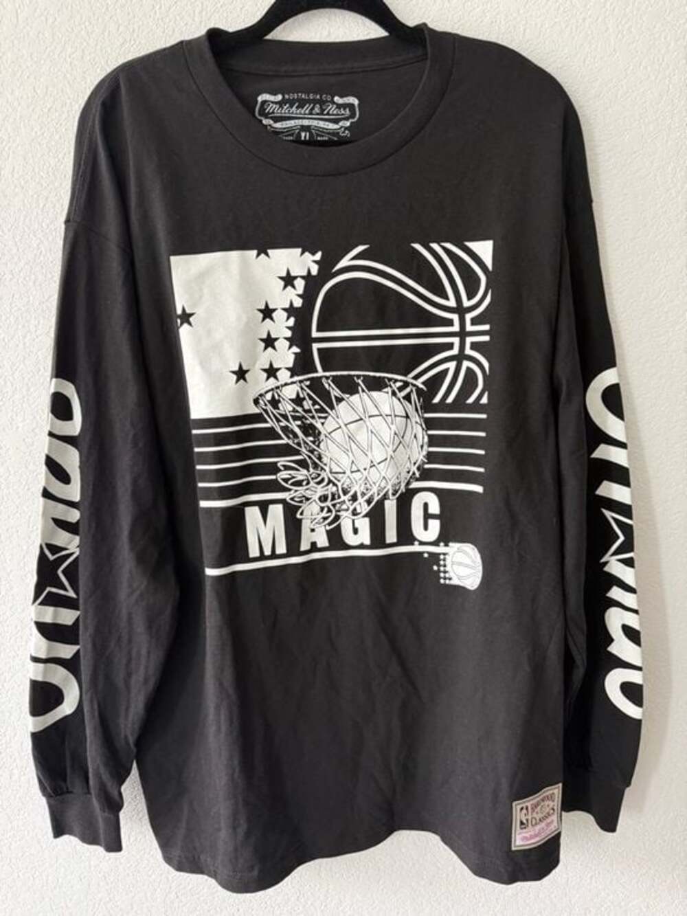 Mitchell & Ness Black Orlando Magic Graphic Long Sleeve Shirt XL Oversized